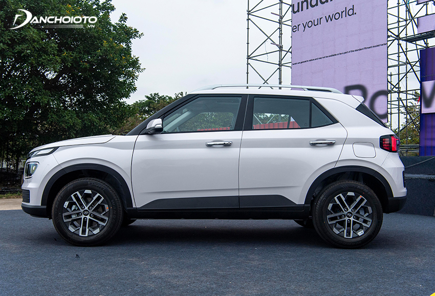 Hyundai Venue 2024: Giá xe lăn bánh & đánh giá thông số kỹ thuật