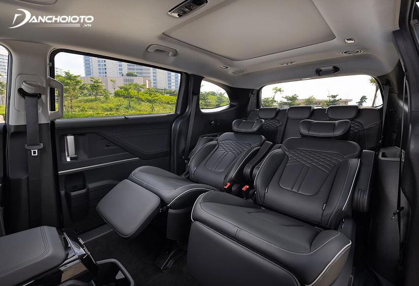 Hàng ghế thứ 2 của Hyundai Custin 2023 thiết kế kiểu “Captain” tạo cảm giác thương gia