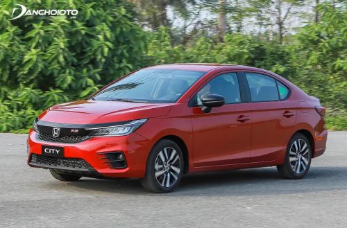 Honda City nổi bật với thiết kế chững chạc, nội thất rộng rãi, vận hành mạnh mẽ