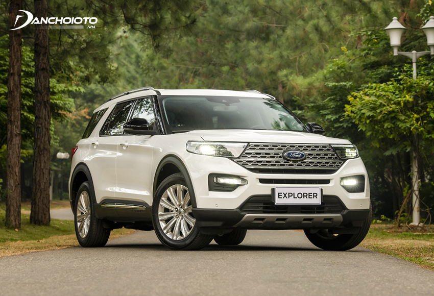 Ford Explorer được nhập khẩu nguyên chiếc từ Mỹ