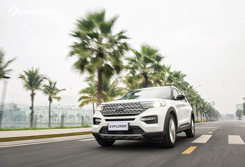 Ford Explorer được trang bị gói công nghệ hỗ trợ người lái Co-Pilot 360 hiện đại