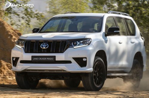 Toyota Land Cruiser Prado cấu trúc thân khung rời nên khả năng off-road tốt hơn