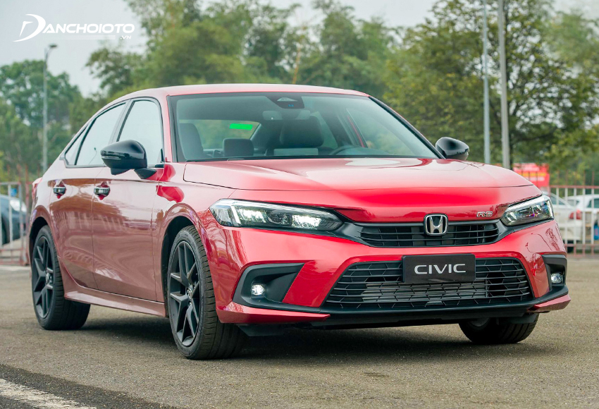 Phiên bản Honda Civic RS đáp ứng hoàn hảo nhất từ ngoại hình, tiện nghi và vận hành thể thao