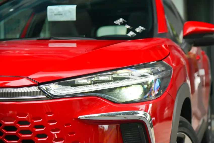 Hệ thống đèn Toyota Corolla Cross 2024 to bản và dài hơn phiên bản cũ