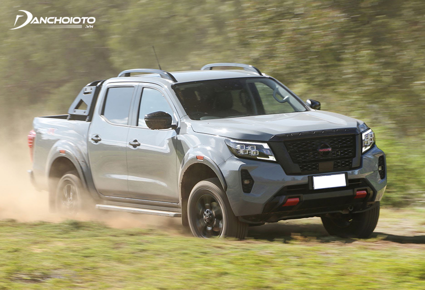 Nissan Navara sử dụng hệ thống treo sau loại đa liên kết êm ái hơn