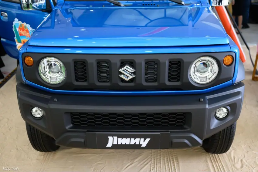 Hệ thống đèn chiếu sáng trên Suzuki Jimny sử dụng bóng LED