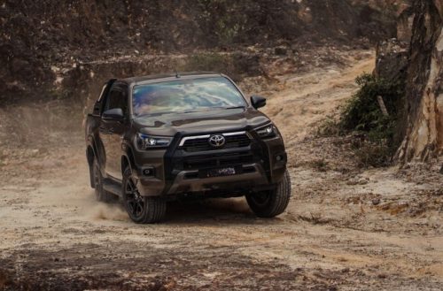 Toyota Hilux 2024 được trang bị gói công nghệ an toàn Toyota Safety Sense