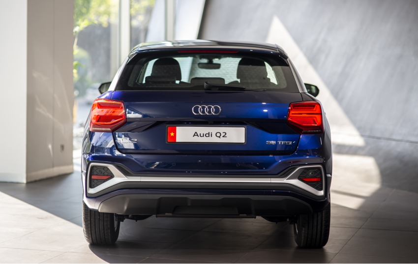 Đuôi xe Audi Q2 ghi điểm với cụm đèn hậu thiết kế đa giác