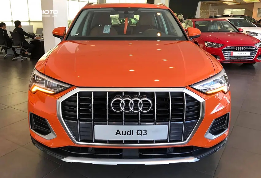 Đầu xe Audi Q3 tạo hình bởi nét cắt trẻ trung, năng động.