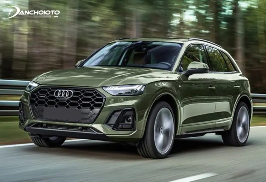 Vẻ ngoài của Audi Q5 bị đánh giá là khá “chán” khi không có sự thay đổi đáng kể so với những mẫu xe khác cùng nhà