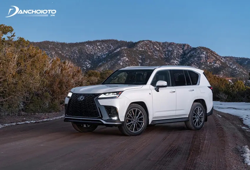 Lexus LX570 mang theo sự “điên cuồng” của khối động cơ 5.0