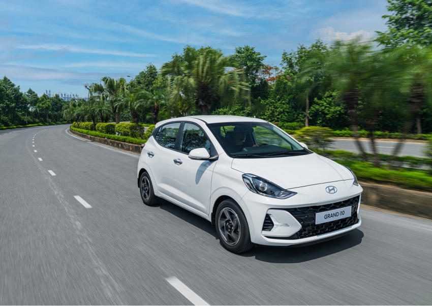 Trong đô thị, Hyundai i10 có độ vọt rất ổn, di chuyển linh hoạt, thoải mái