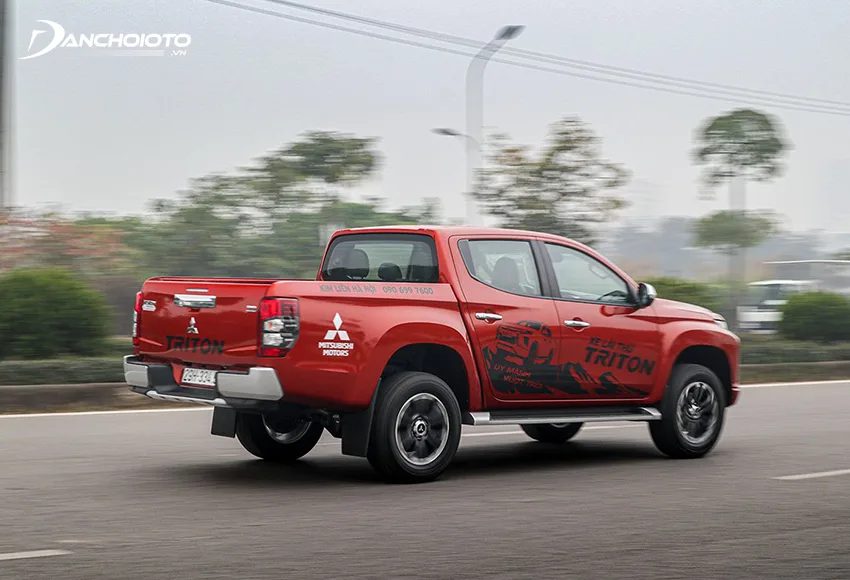 Mitsubishi Triton sở hữu khả năng tăng tốc ấn tượng